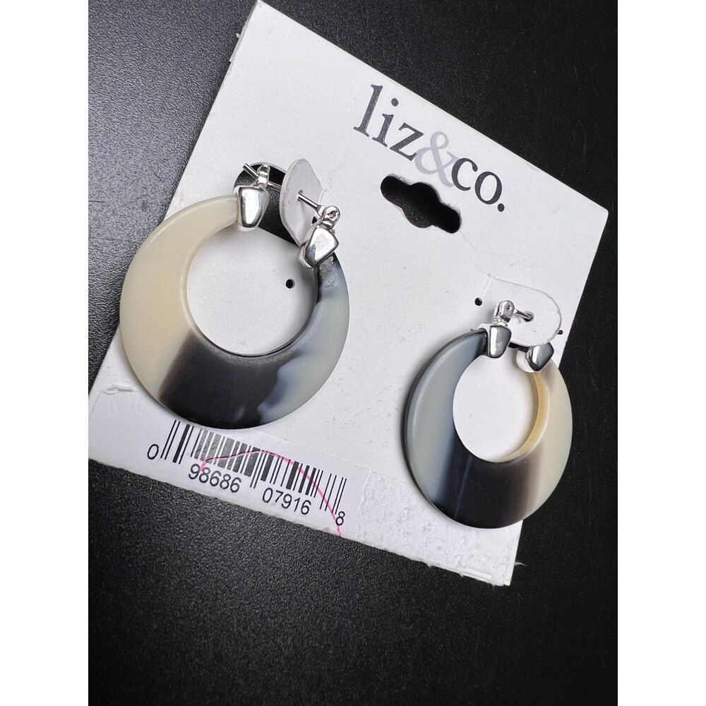 Liz Co Tortoise Hoop Earrings 23$
